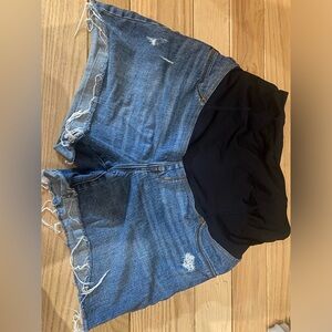 Isabel maternity boyfriend shorts